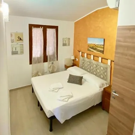 Alghero A Charming Villa With Swimming Pool, Wifi, Park, For 6 People *
